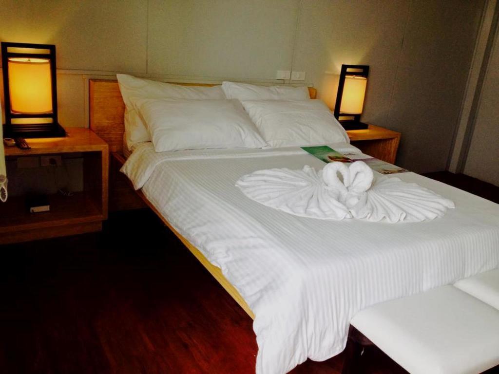 Shore Time Hotel - Annex Balabag  Buitenkant foto